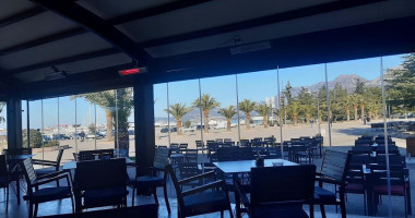 Passerella Cafe outside